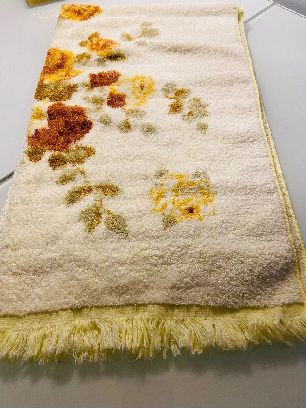 Vintage Flowered & Fringed Bath Towels